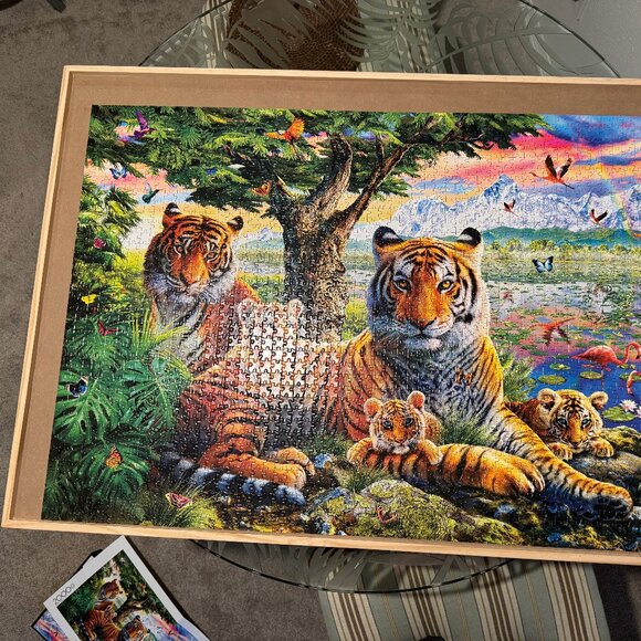 Buffalo Games Hidden Tigers 2000 Piece Jigsaw Puzzle Complete Colorful - Picture 6 of 8